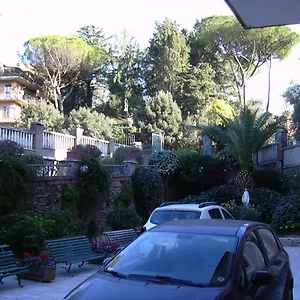 Casa Per Ferie Suore Domenicane Róma