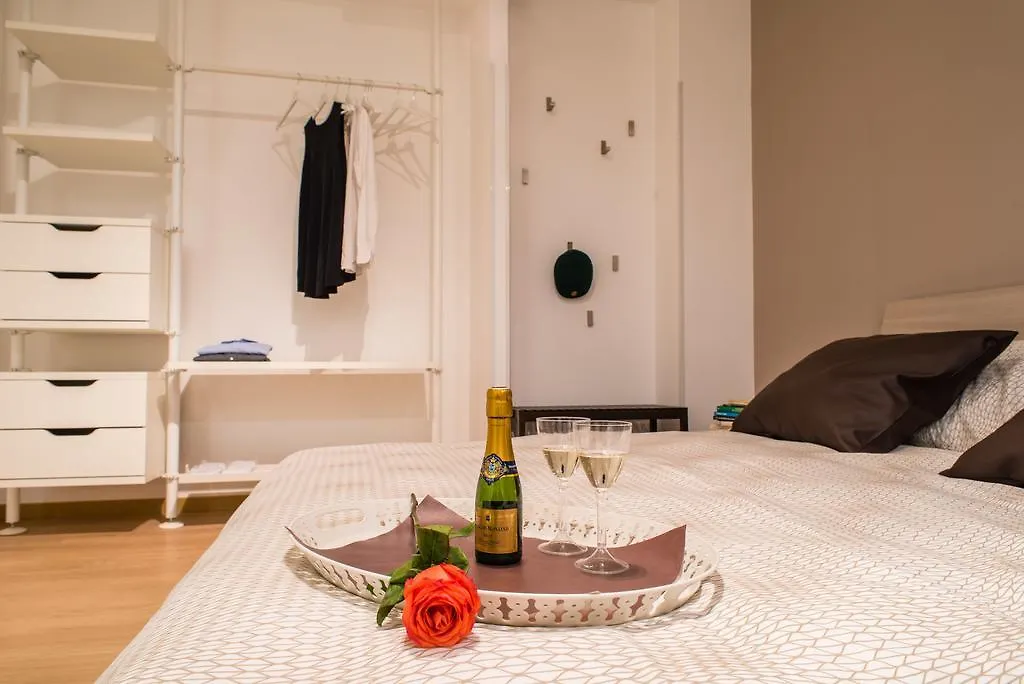 Mirabilia Urbis Roma Bed & Breakfast Rome