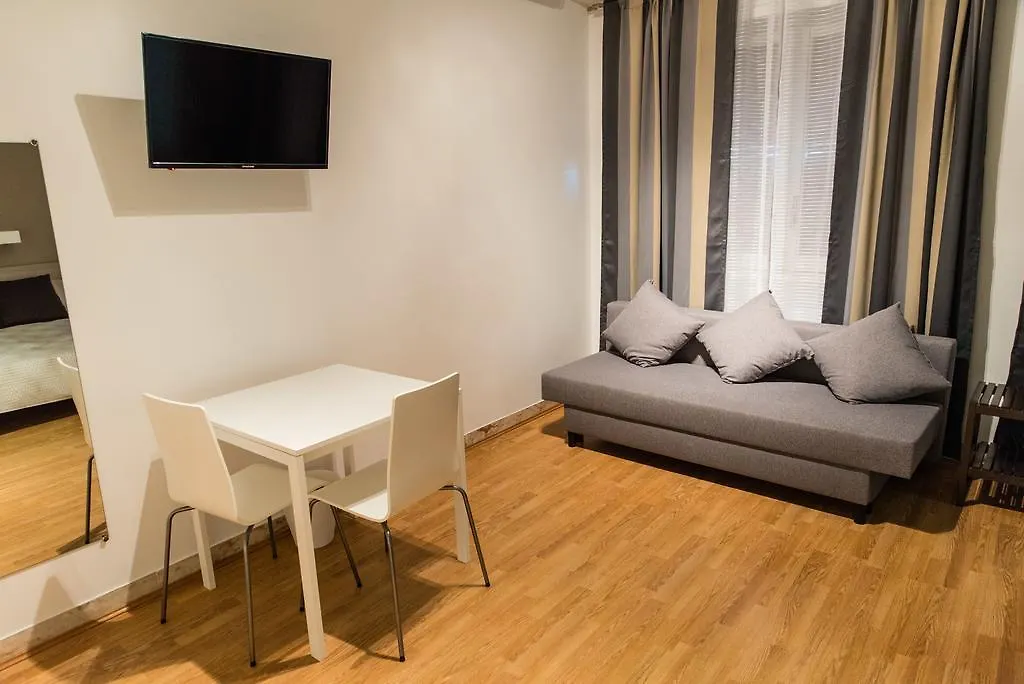 Mirabilia Urbis Roma Bed & Breakfast 0*, Rome Italy